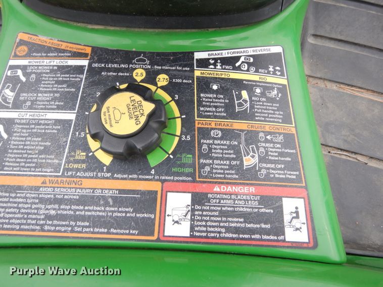 image for item GC9367 2008 John Deere X500 lawn mower