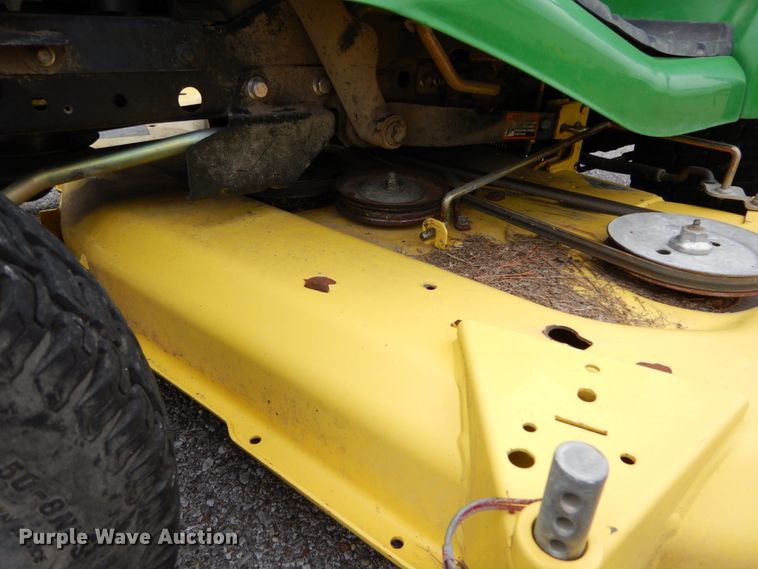 image for item GC9367 2008 John Deere X500 lawn mower