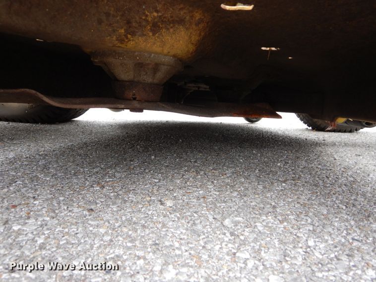 image for item GC9367 2008 John Deere X500 lawn mower