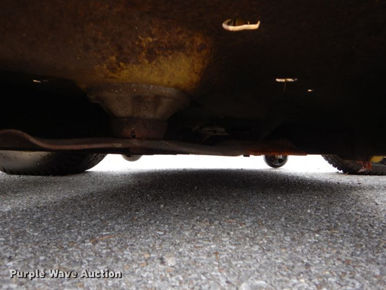 image for item GC9367 2008 John Deere X500 lawn mower