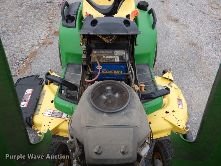 image for item GC9367 2008 John Deere X500 lawn mower