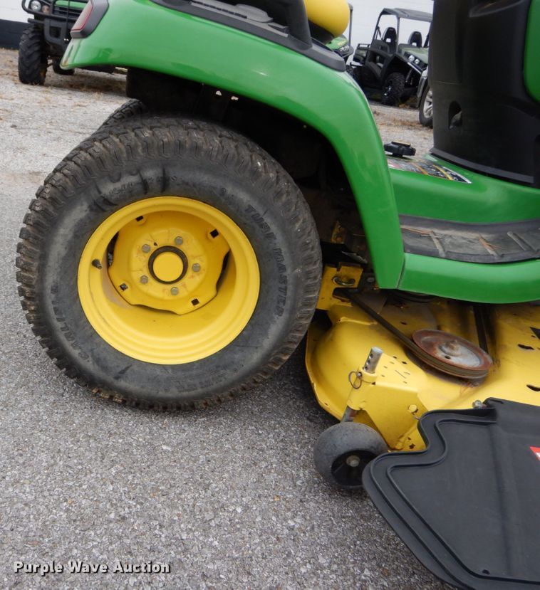 image for item GC9367 2008 John Deere X500 lawn mower