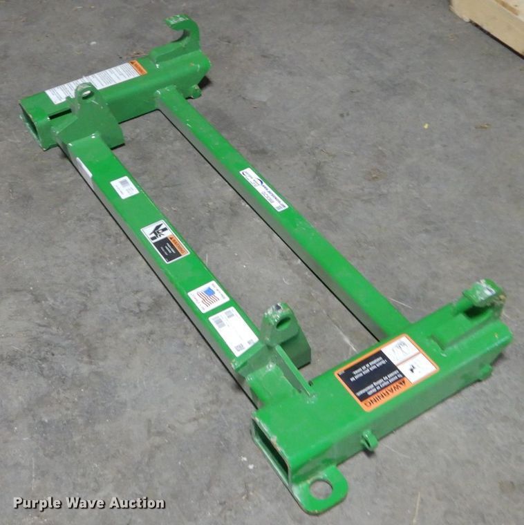 image for item GC9368 Euro/Globel to John Deere 400/500 carrier adapter