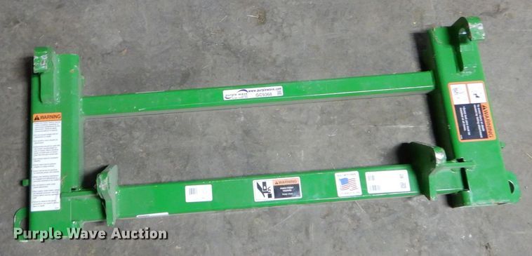 image for item GC9368 Euro/Globel to John Deere 400/500 carrier adapter