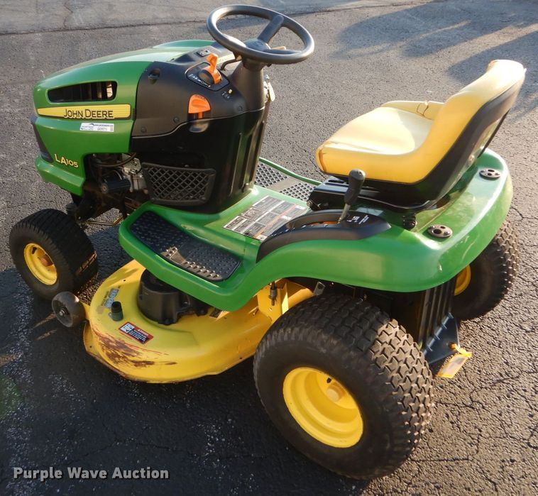 image for item GC9373 John Deere LA105 lawn mower