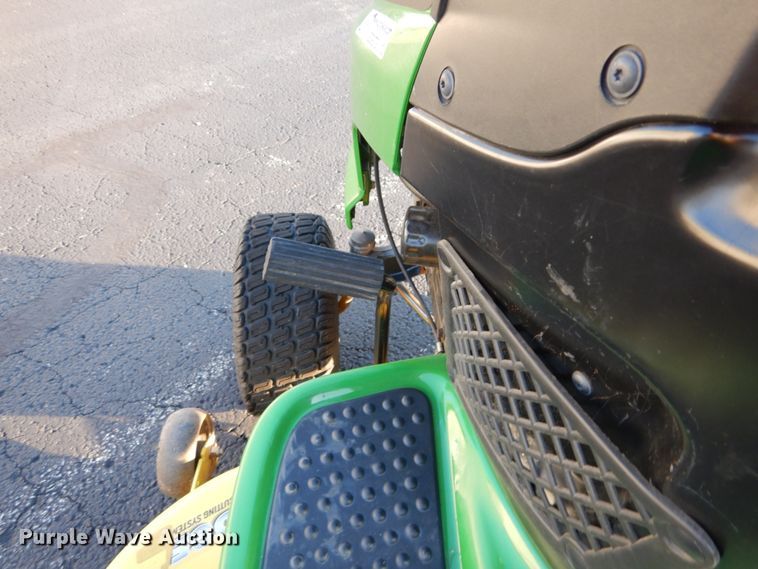 image for item GC9373 John Deere LA105 lawn mower