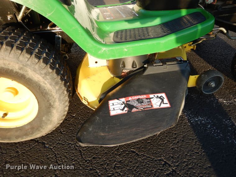 image for item GC9373 John Deere LA105 lawn mower