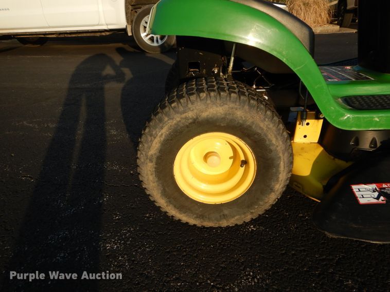 image for item GC9373 John Deere LA105 lawn mower