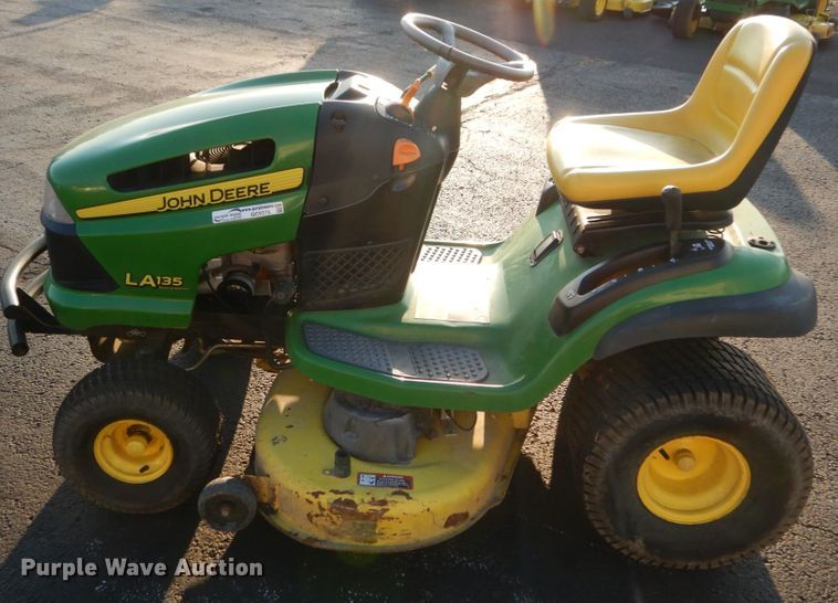 image for item GC9376 John Deere LA135 lawn mower