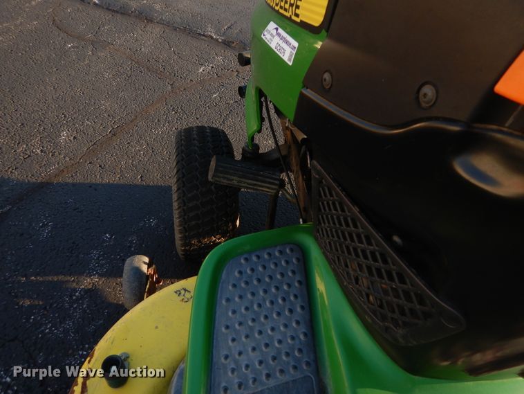image for item GC9376 John Deere LA135 lawn mower