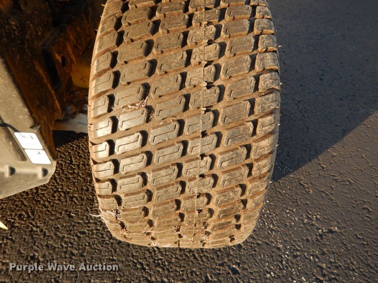 image for item GC9376 John Deere LA135 lawn mower