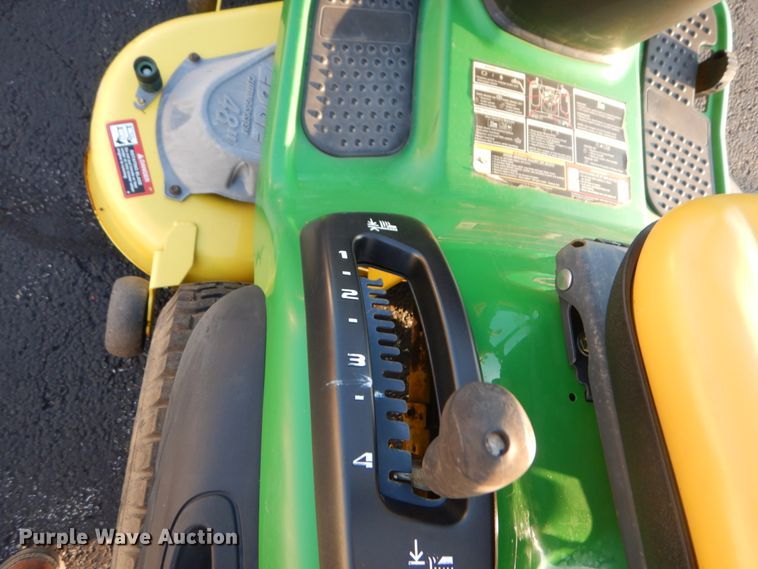 image for item GC9377 John Deere D160 lawn mower