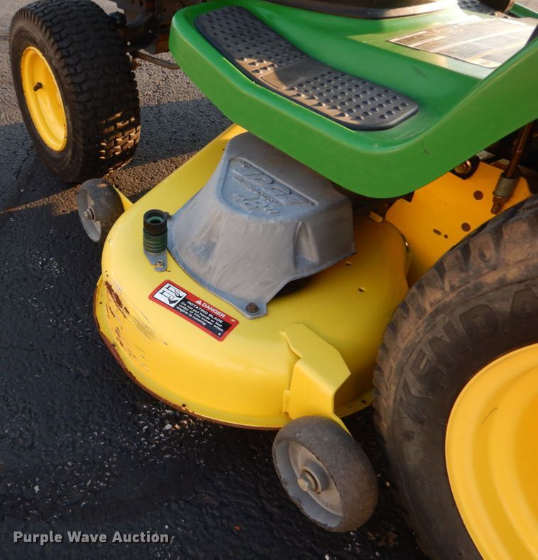 image for item GC9377 John Deere D160 lawn mower