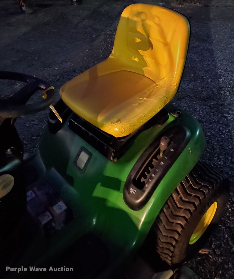 image for item GC9381 John Deere L118 lawn mower