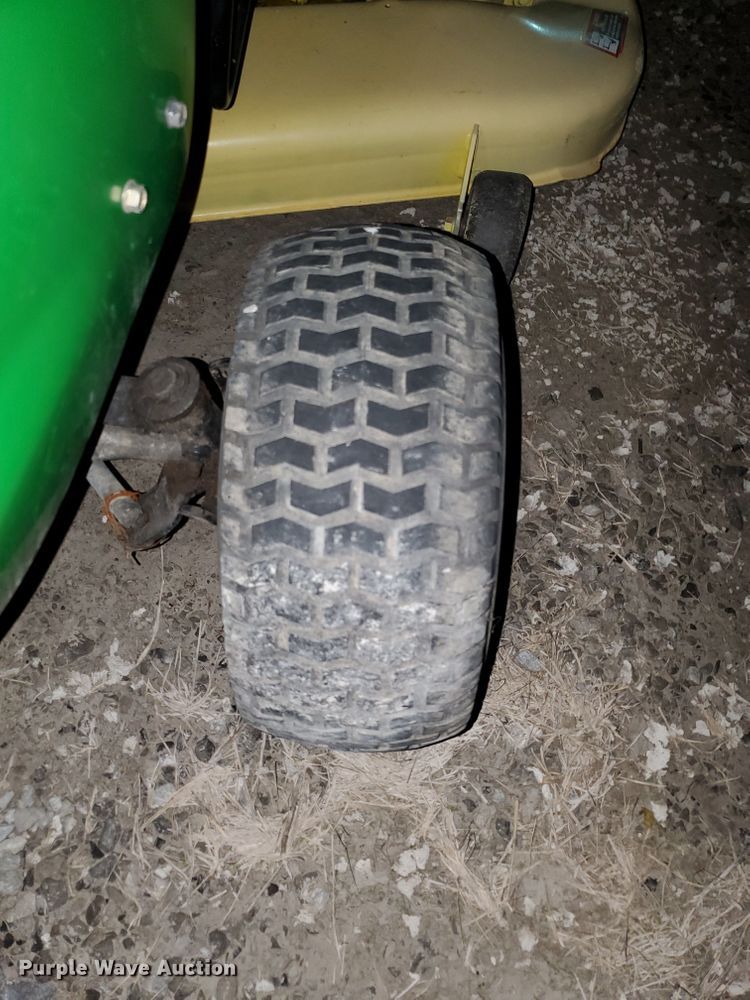 image for item GC9381 John Deere L118 lawn mower
