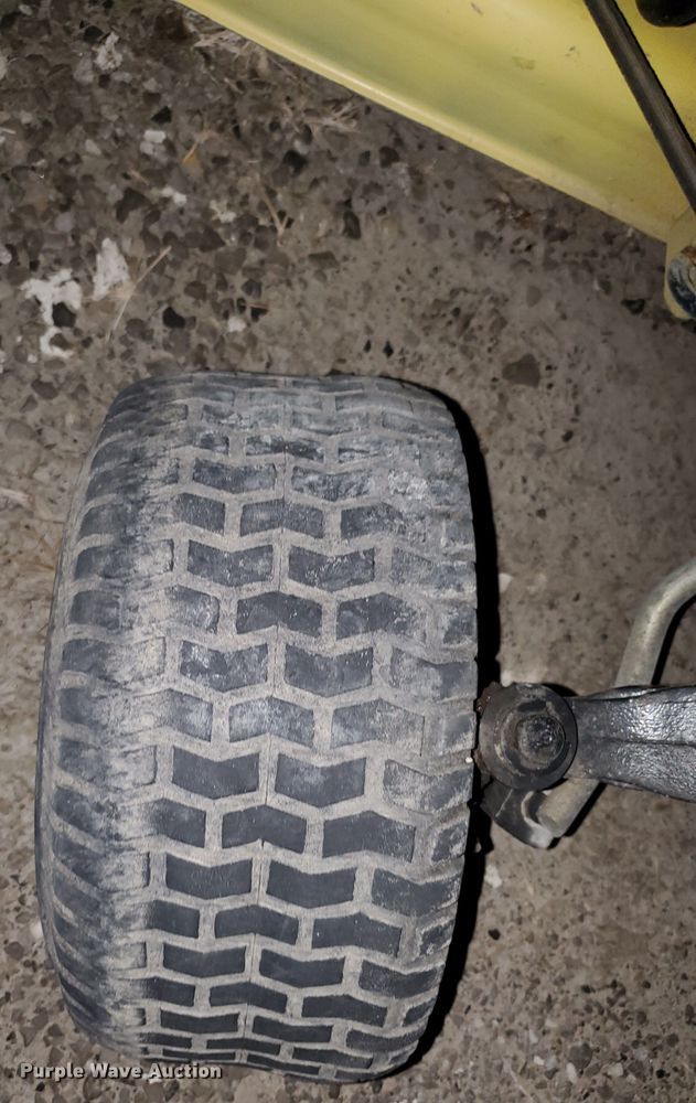 image for item GC9381 John Deere L118 lawn mower