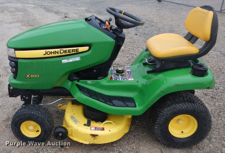 image for item GC9382 2013 John Deere X300 lawn mower