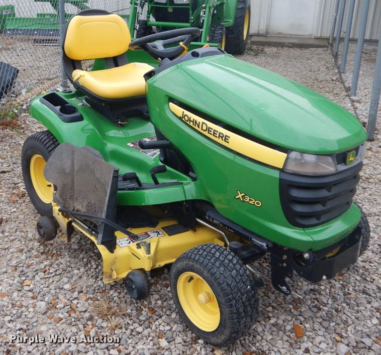 image for item GC9384 2010 John Deere X320 lawn mower
