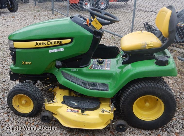 image for item GC9384 2010 John Deere X320 lawn mower
