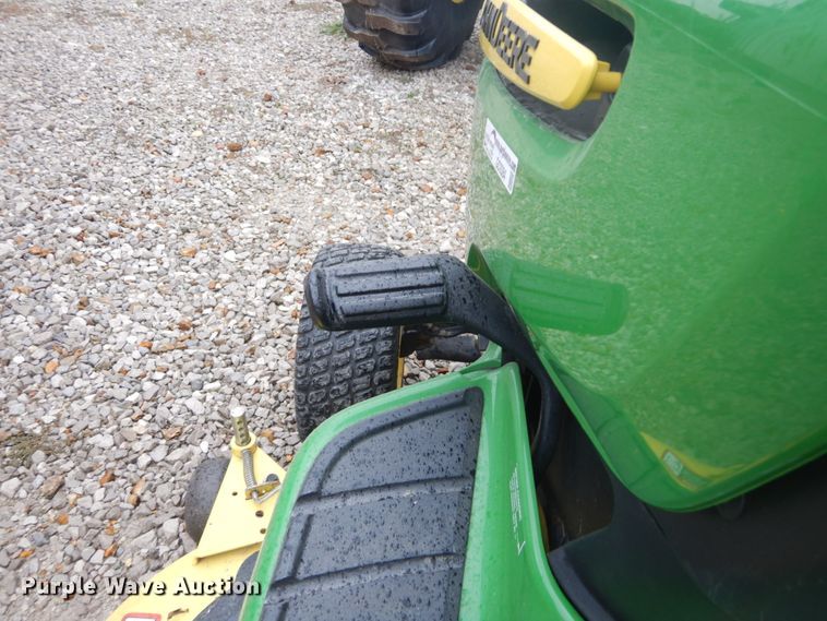 image for item GC9384 2010 John Deere X320 lawn mower