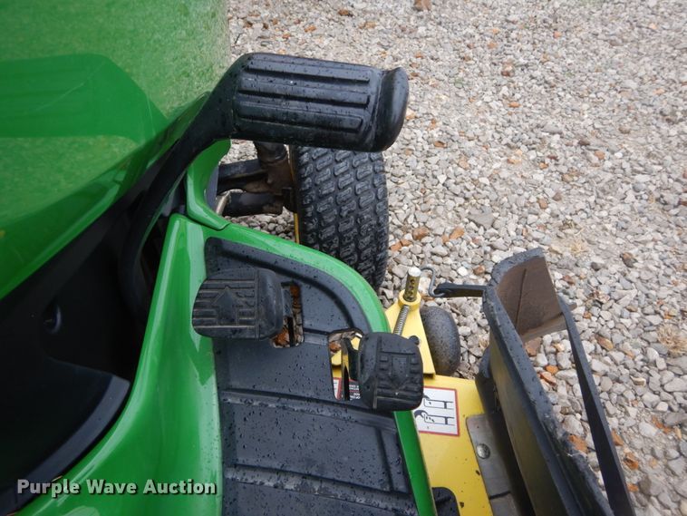 image for item GC9384 2010 John Deere X320 lawn mower