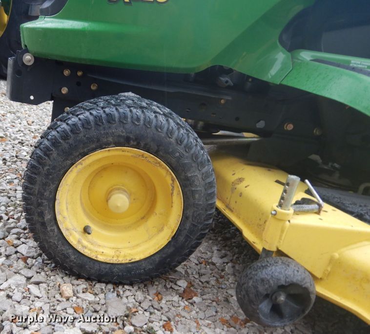 image for item GC9384 2010 John Deere X320 lawn mower