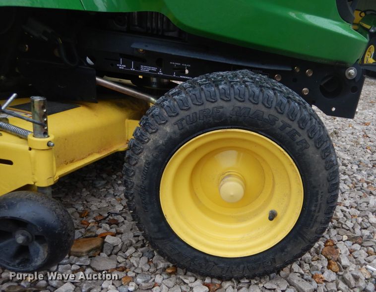 image for item GC9384 2010 John Deere X320 lawn mower