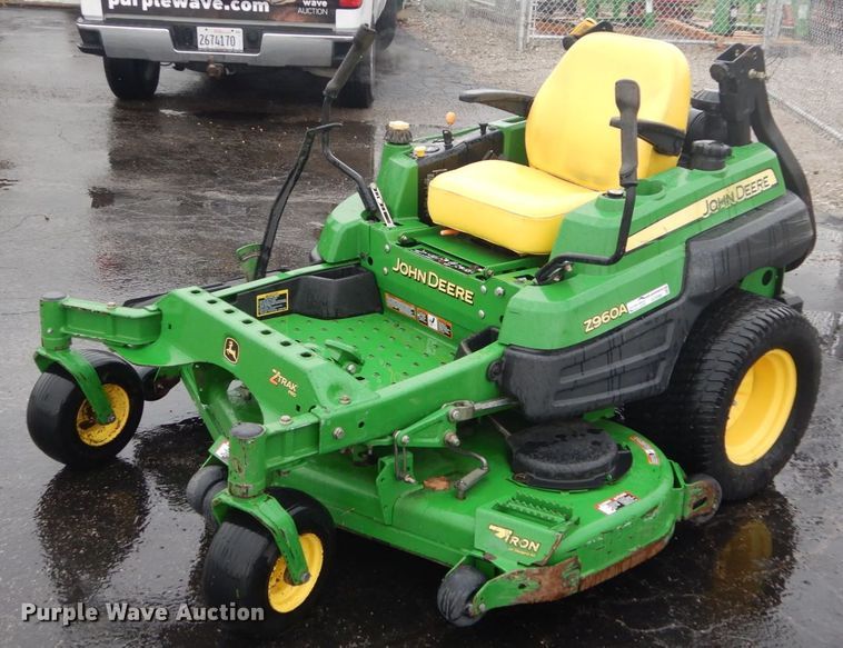 image for item GC9386 2011 John Deere 960A ZTR lawn mower