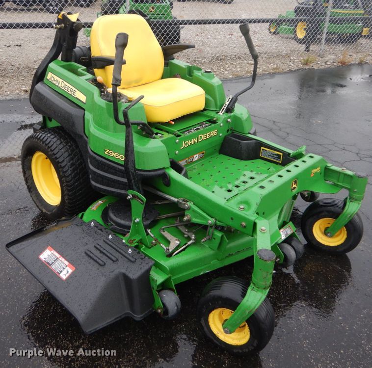 image for item GC9386 2011 John Deere 960A ZTR lawn mower