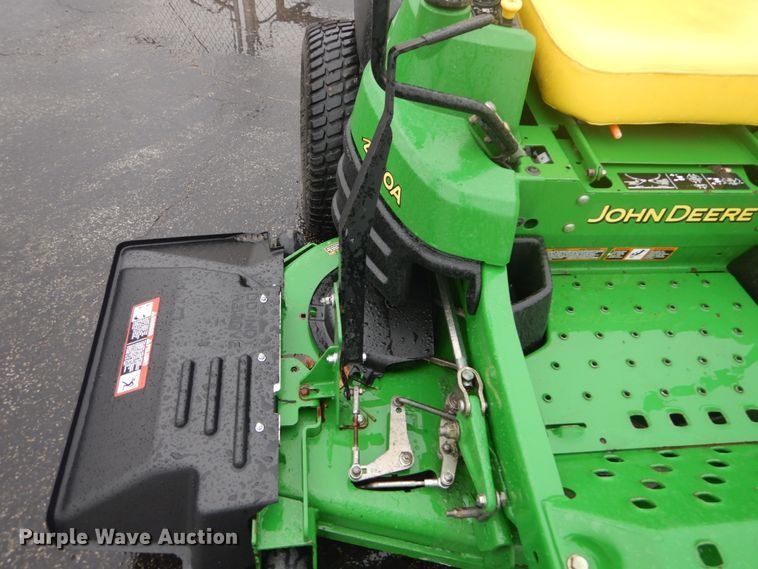 image for item GC9386 2011 John Deere 960A ZTR lawn mower