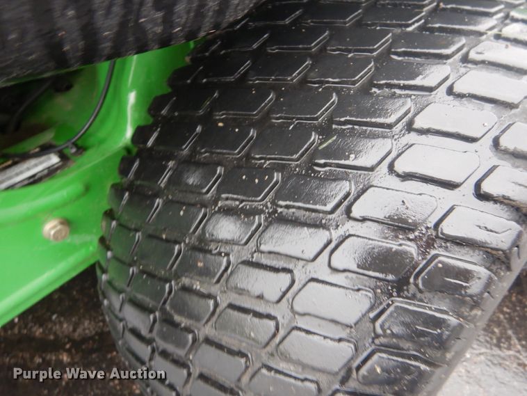 image for item GC9386 2011 John Deere 960A ZTR lawn mower