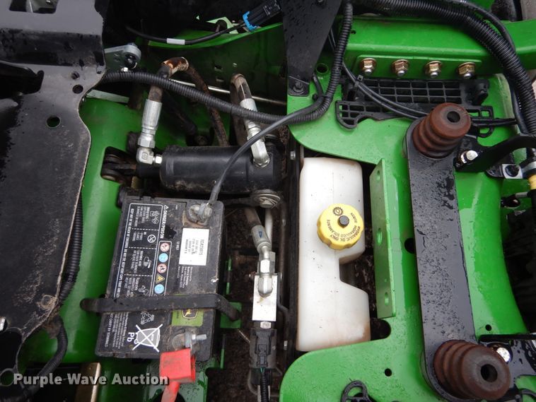 image for item GC9387 2016 John Deere Z930R ZTR lawn mower