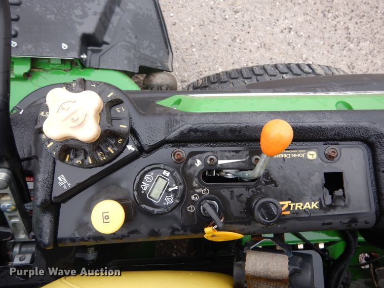 image for item GC9388 2015 John Deere Z950M ZTR lawn mower