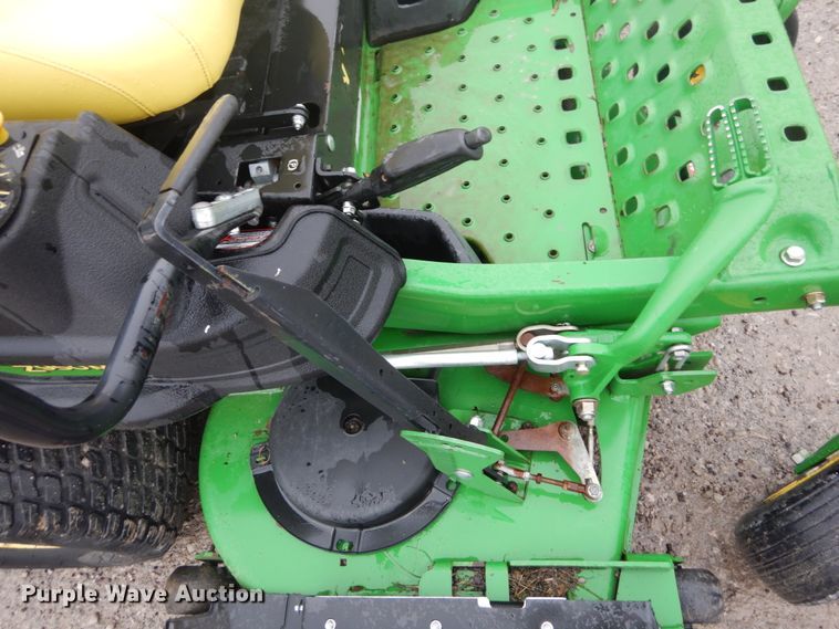 image for item GC9388 2015 John Deere Z950M ZTR lawn mower