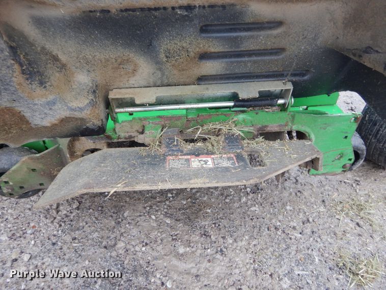 image for item GC9388 2015 John Deere Z950M ZTR lawn mower