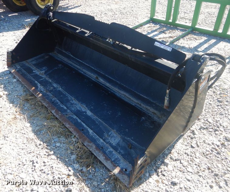 image for item GF9794 John Deere MP84B multi-purpose bucket