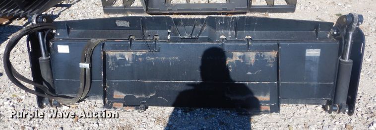 image for item GF9794 John Deere MP84B multi-purpose bucket