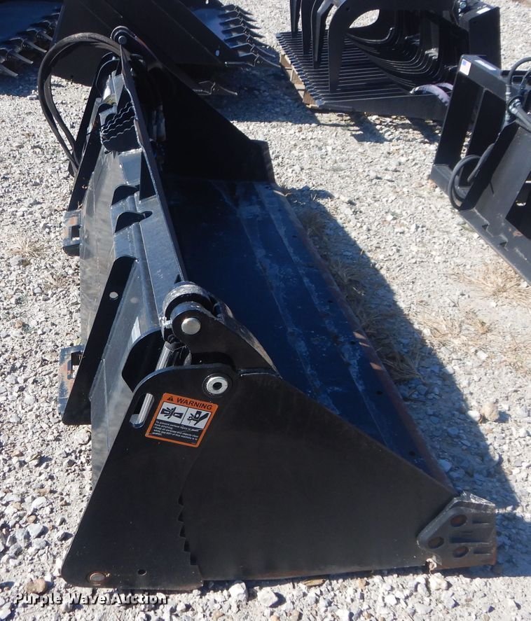 image for item GF9794 John Deere MP84B multi-purpose bucket