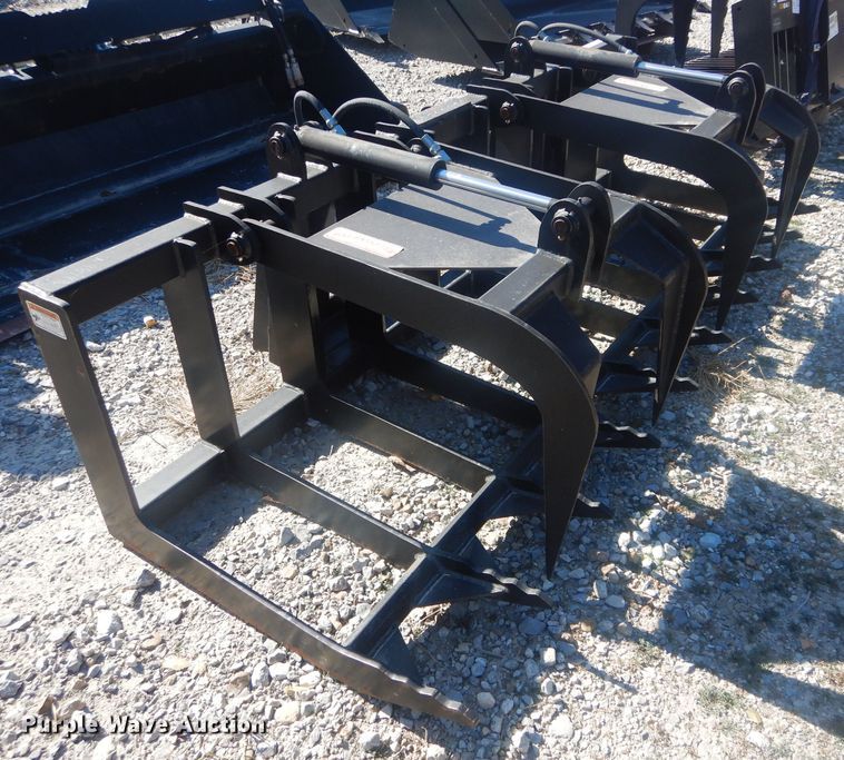 image for item GF9795 Balemaster SK-STR-EM Grapple 2500 grapple bucket