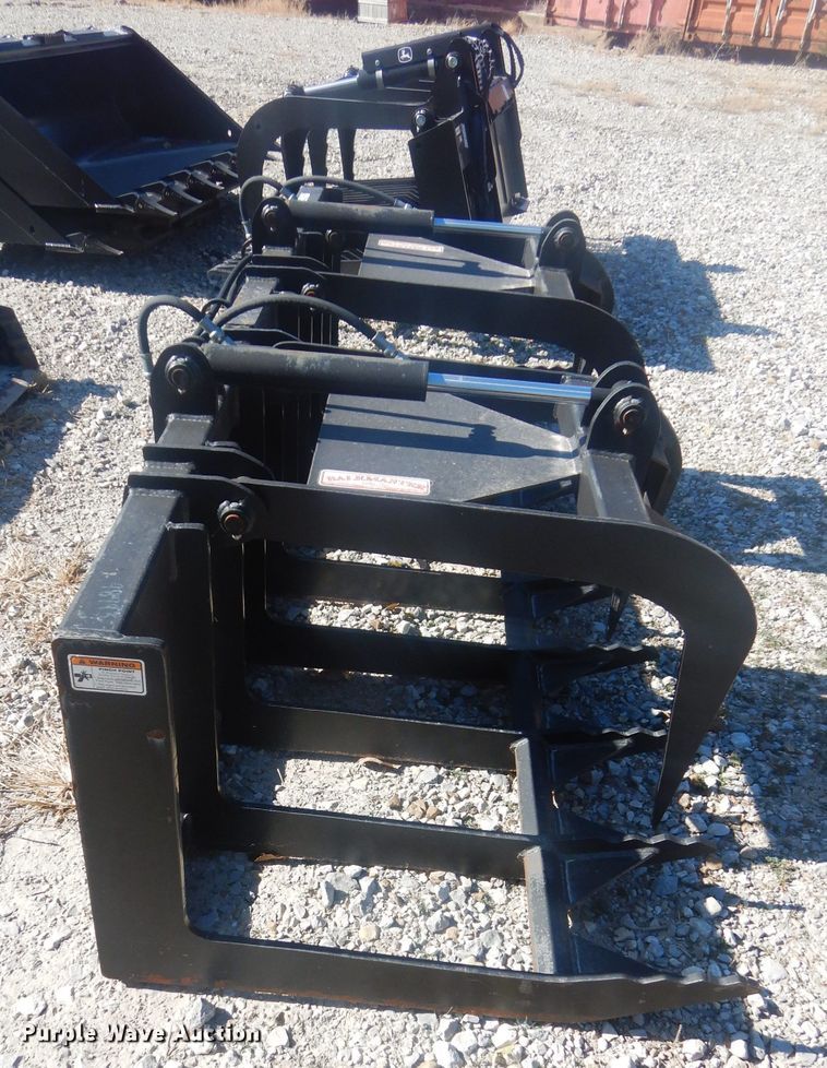 image for item GF9795 Balemaster SK-STR-EM Grapple 2500 grapple bucket