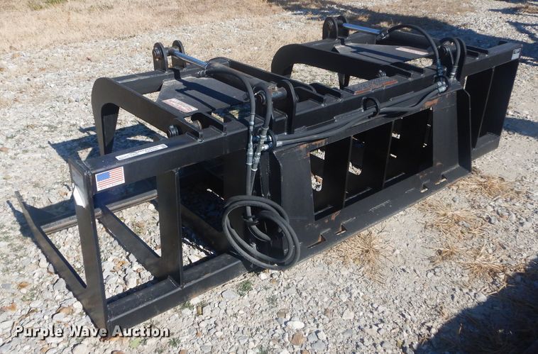 image for item GF9795 Balemaster SK-STR-EM Grapple 2500 grapple bucket