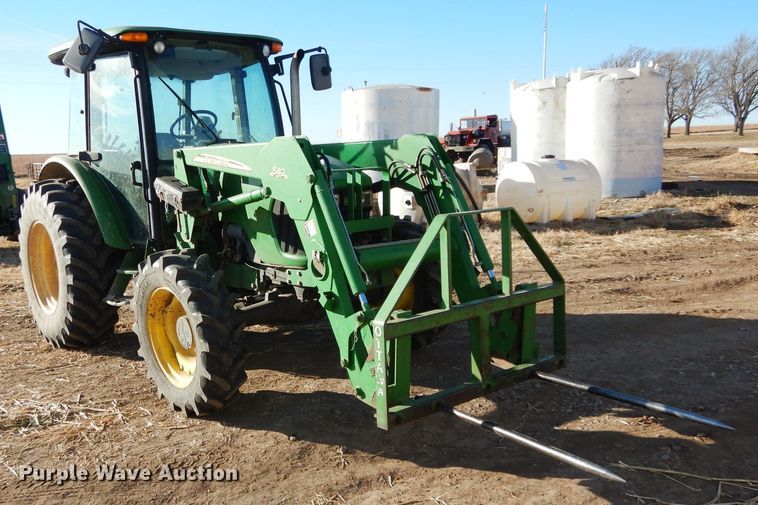 image for item GF9830 2007 John Deere 5625 tractor