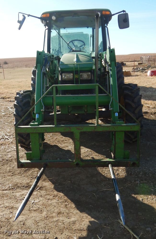 image for item GF9830 2007 John Deere 5625 tractor