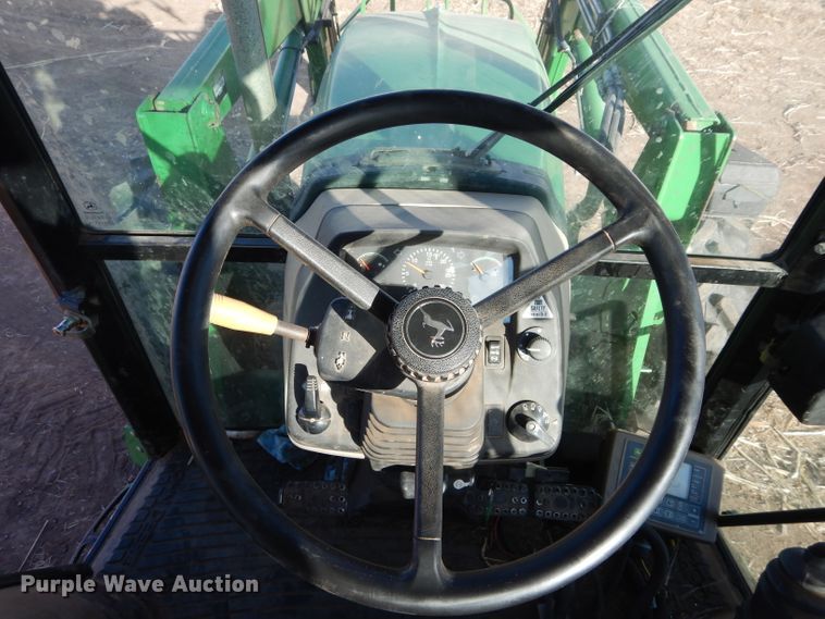 image for item GF9830 2007 John Deere 5625 tractor