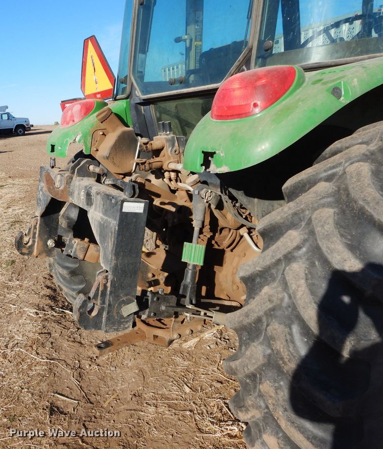 image for item GF9830 2007 John Deere 5625 tractor