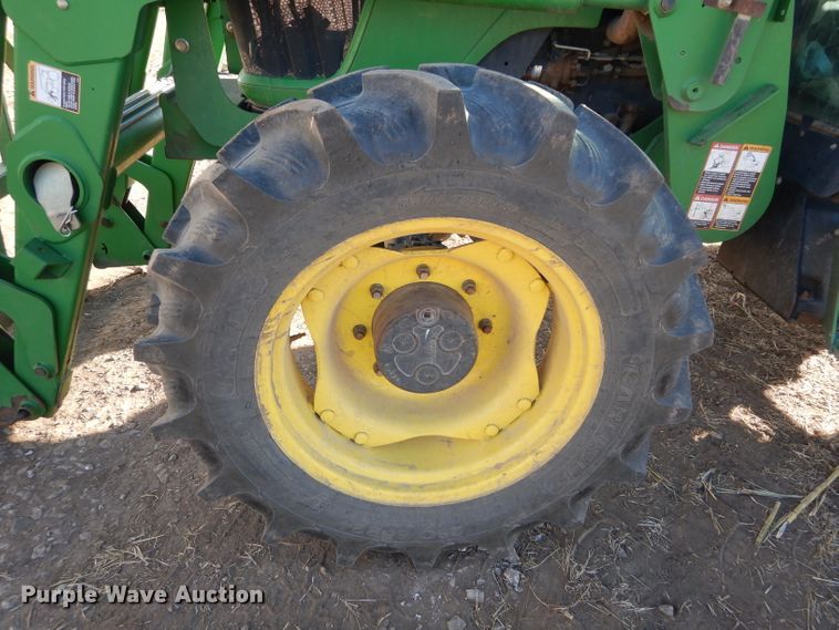 image for item GF9830 2007 John Deere 5625 tractor