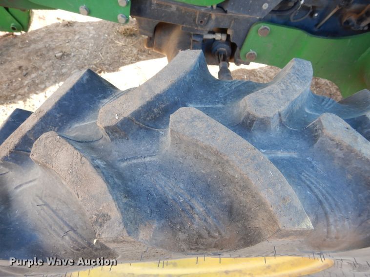 image for item GF9830 2007 John Deere 5625 tractor