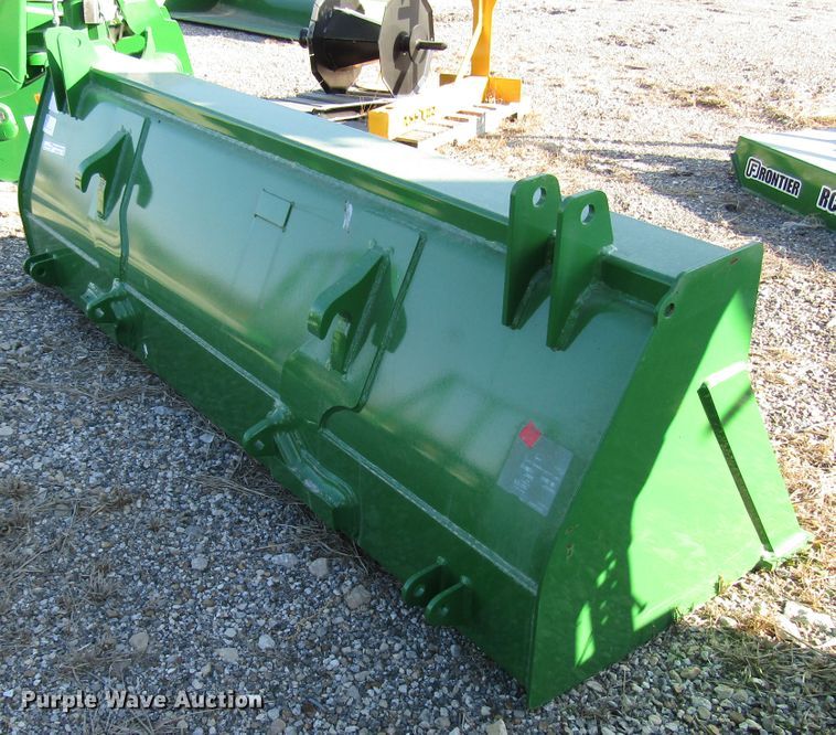 image for item GH9258 2015 John Deere BW15918 85"W bucket
