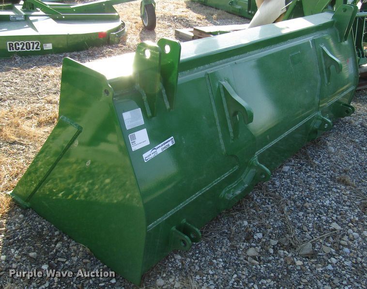 image for item GH9258 2015 John Deere BW15918 85"W bucket