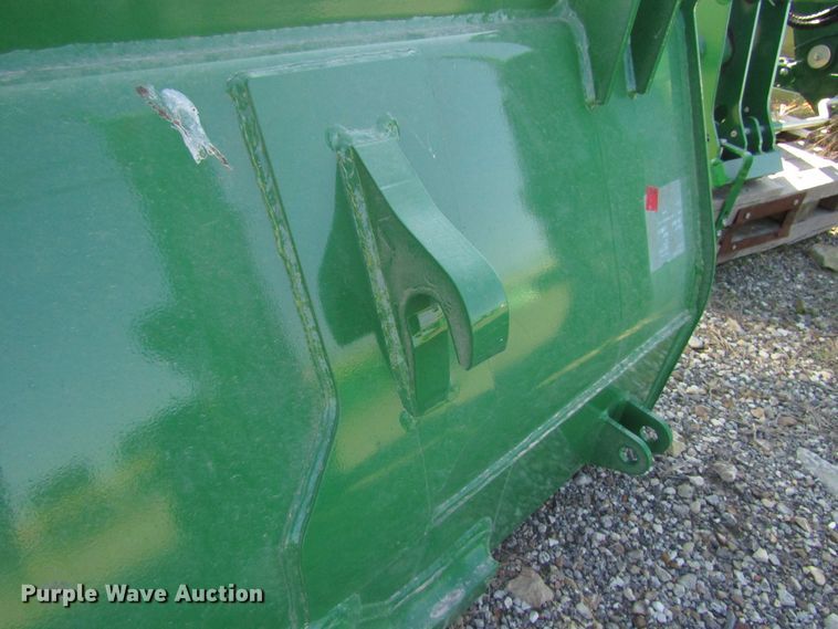 image for item GH9258 2015 John Deere BW15918 85"W bucket
